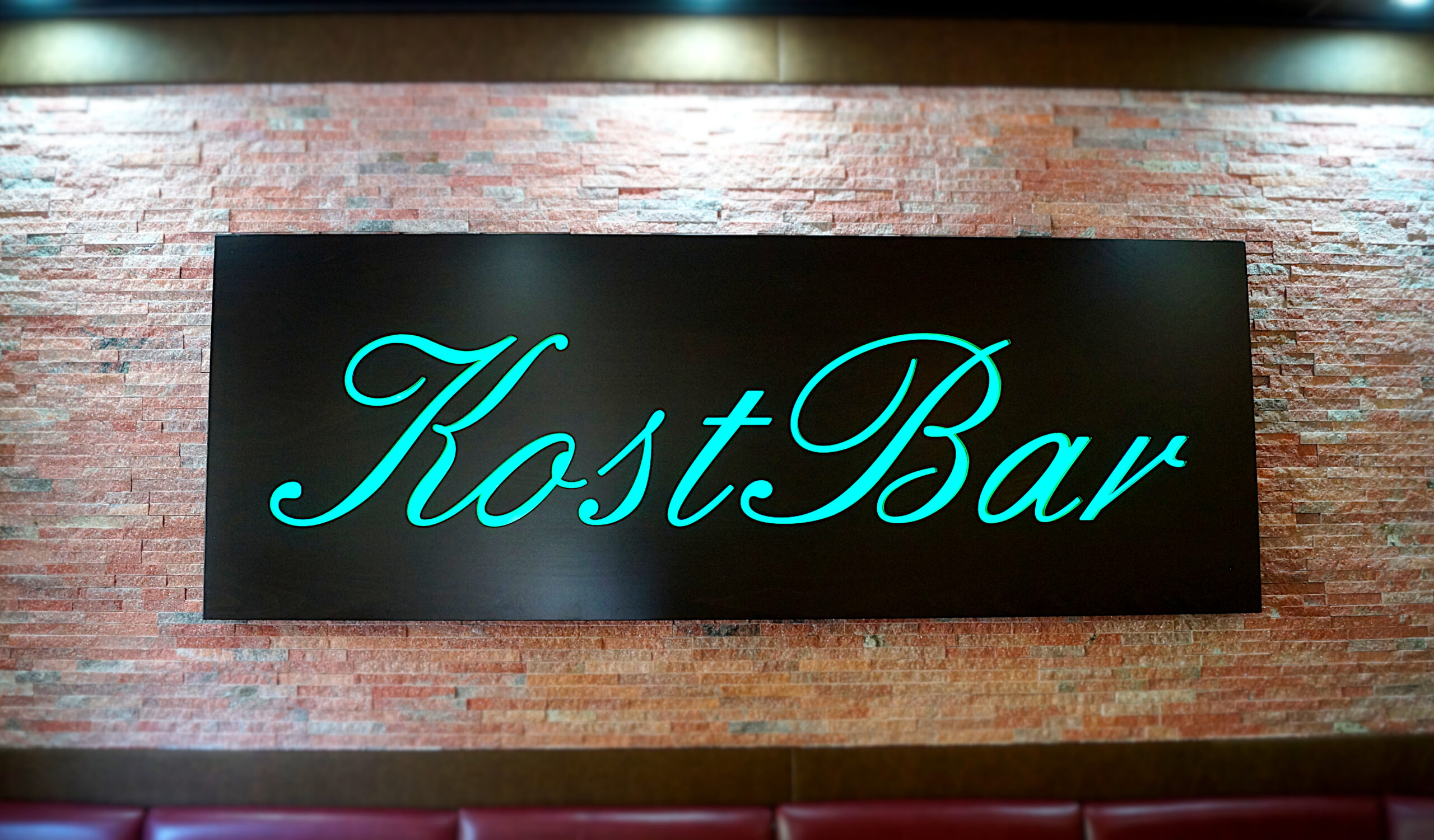 kostbar cafe